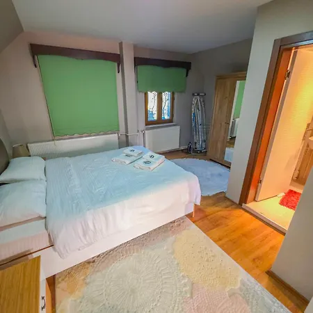 Uludag & Dogus Uludag * بورصة