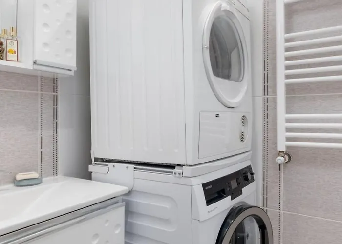 Uludag & Dogus Uludag فيلة