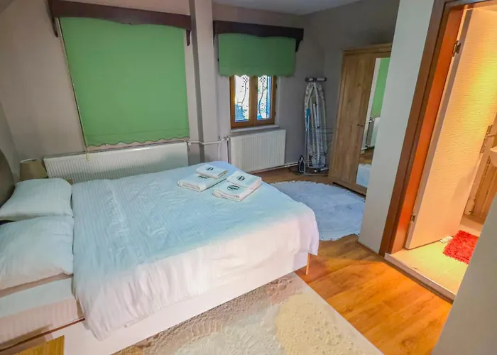 Uludag & Dogus Uludag * بورصة