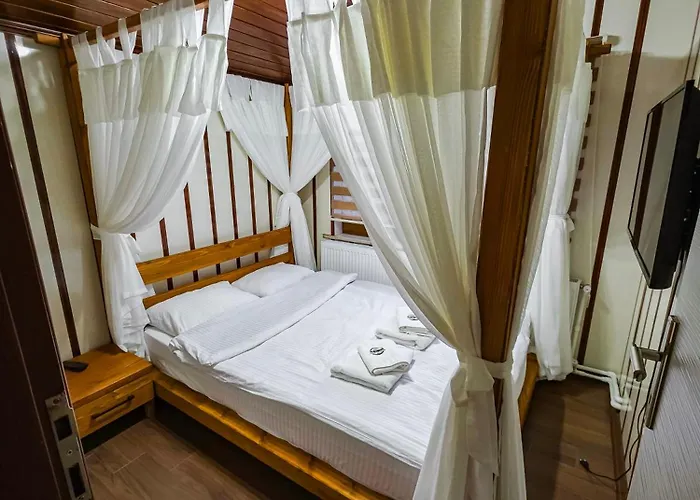 Uludag & Dogus Uludag *